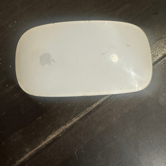 Original Apple A1296 3VDC Magic Mouse Wireless Bluetooth - Picture 2 of 5